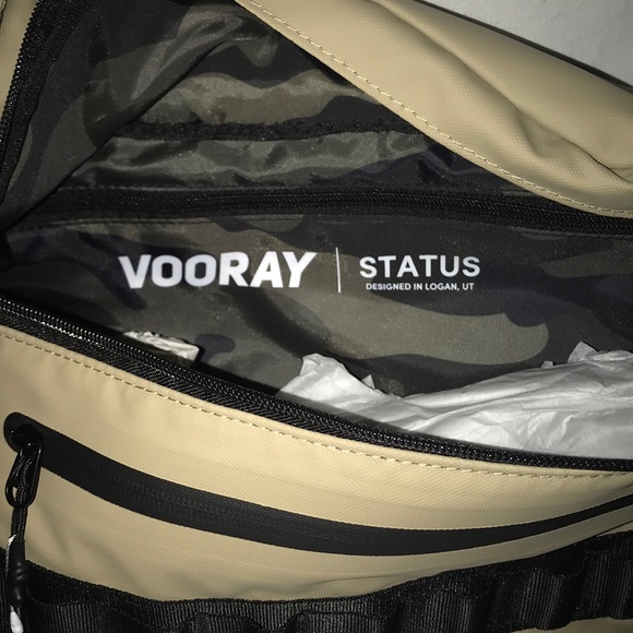 Vooray Status tan waist pack water resistant new - Picture 2 of 6